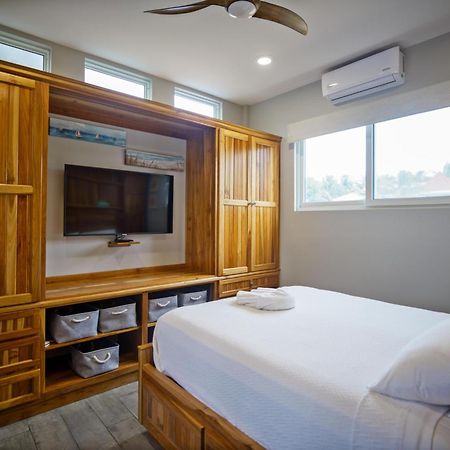 Ocean Breeze 호텔 Placencia 외부 사진