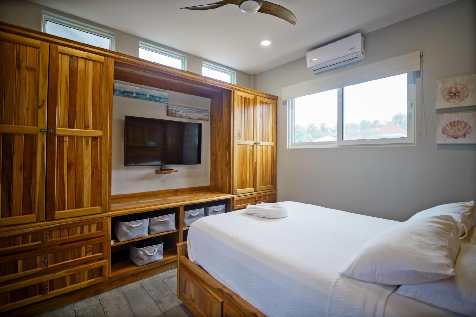 Ocean Breeze 호텔 Placencia 외부 사진