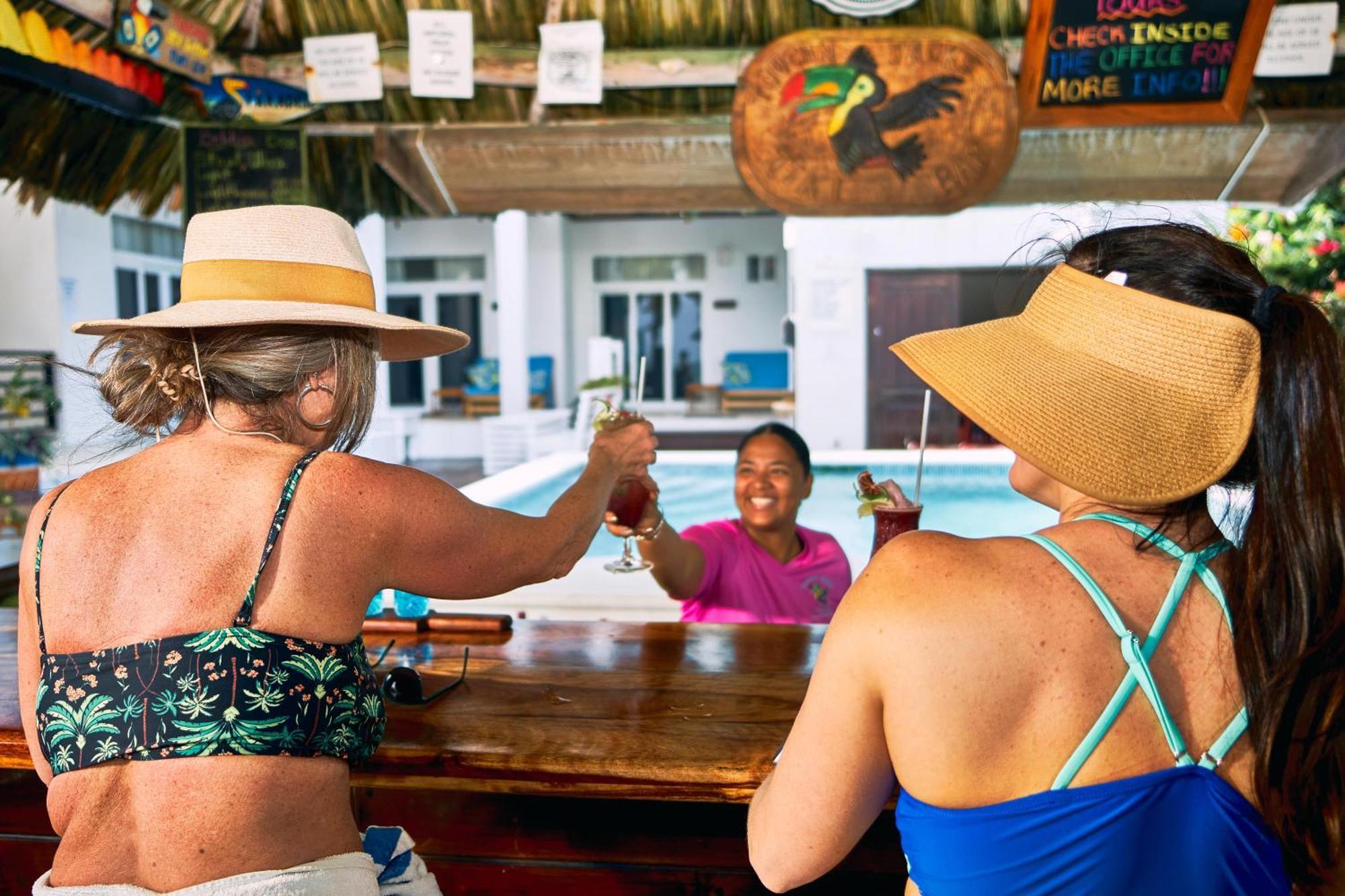 Ocean Breeze 호텔 Placencia 외부 사진