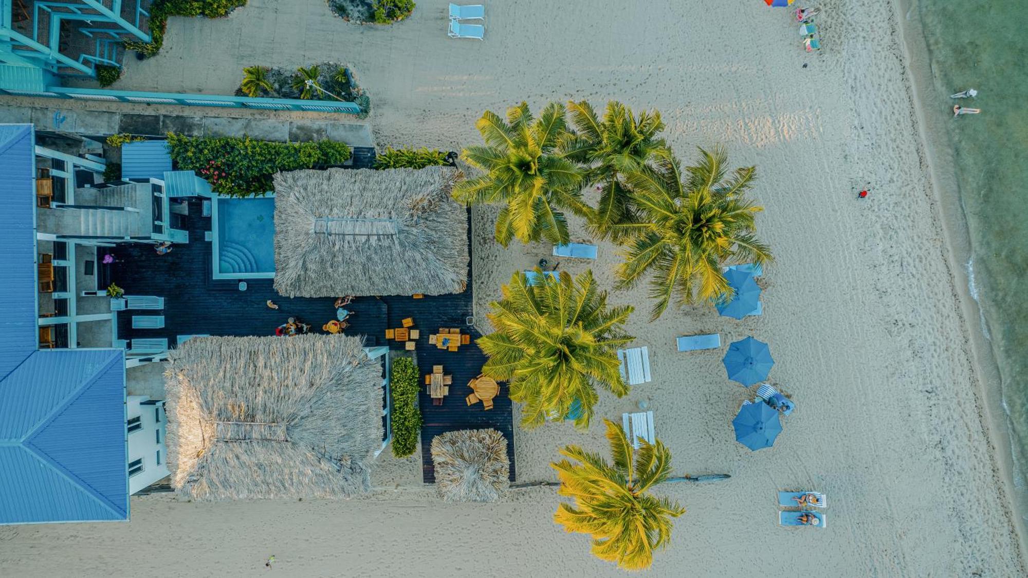 Ocean Breeze 호텔 Placencia 외부 사진